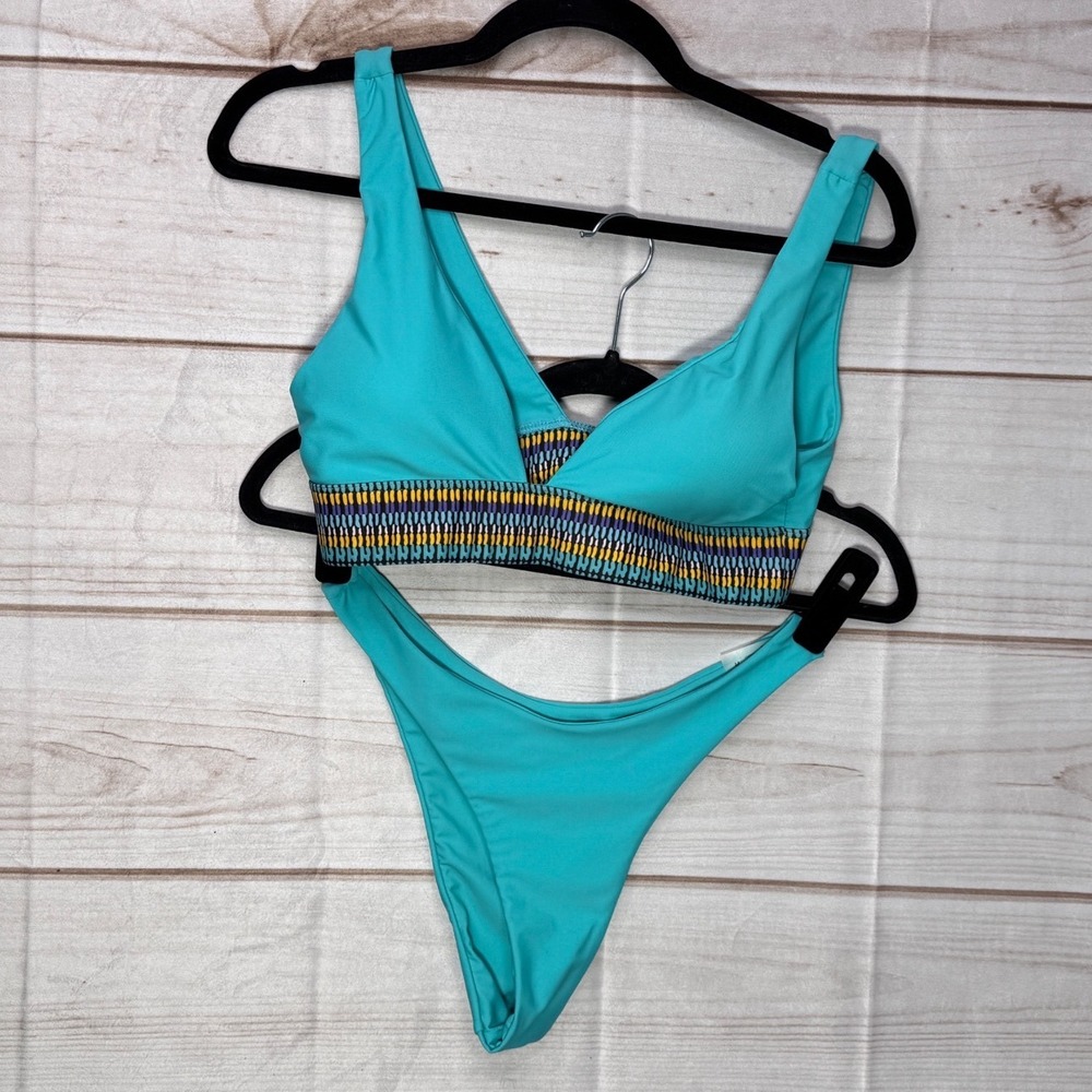 Turquoise V-Neck‎ Bikini Set with Patterned Band High Leg Bottoms Size Medium